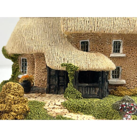 Lilliput Lane Limerick House 1989 Irish Collection Cottage w Box & Deed - Picture 7 of 14